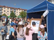 Visitors at the info point