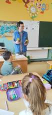 Lecturer with the kids